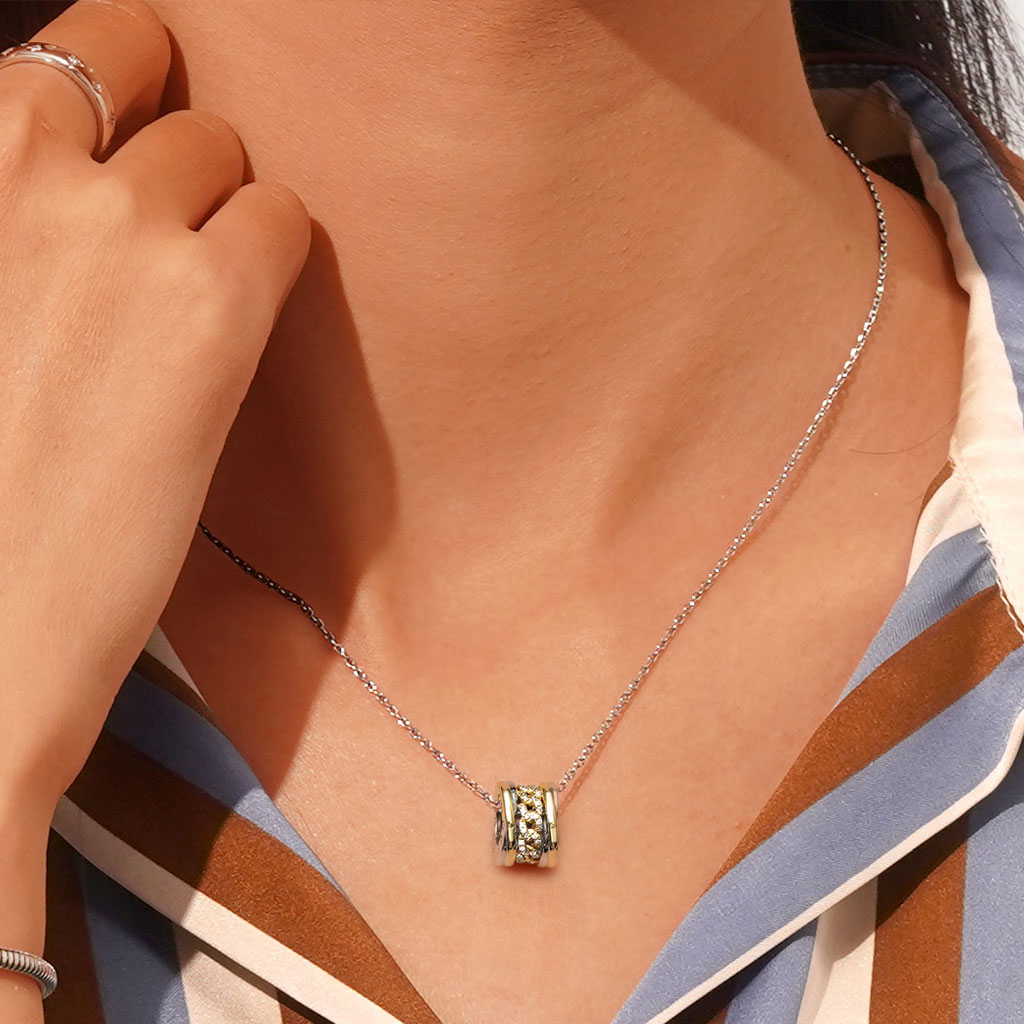 Gnoce Interlocking Link Pendant Necklace_6