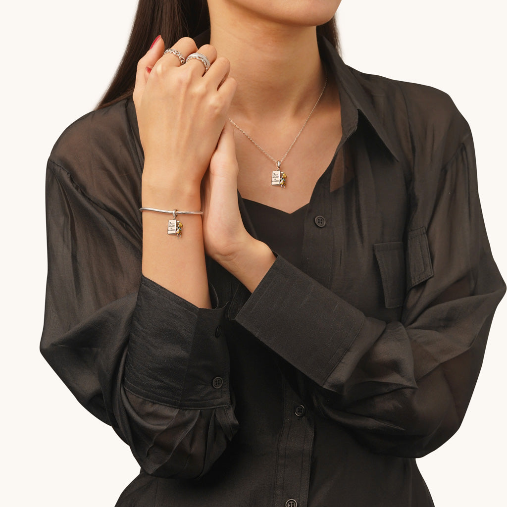 Gnoce Alice Adventure In Wonderland Book Pendant Dangle Charm_4