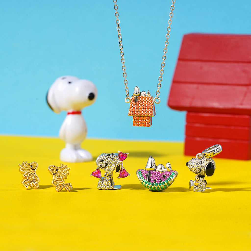 Gnoce Peanuts Lying Snoopy Doghouse Diamond Necklace_5