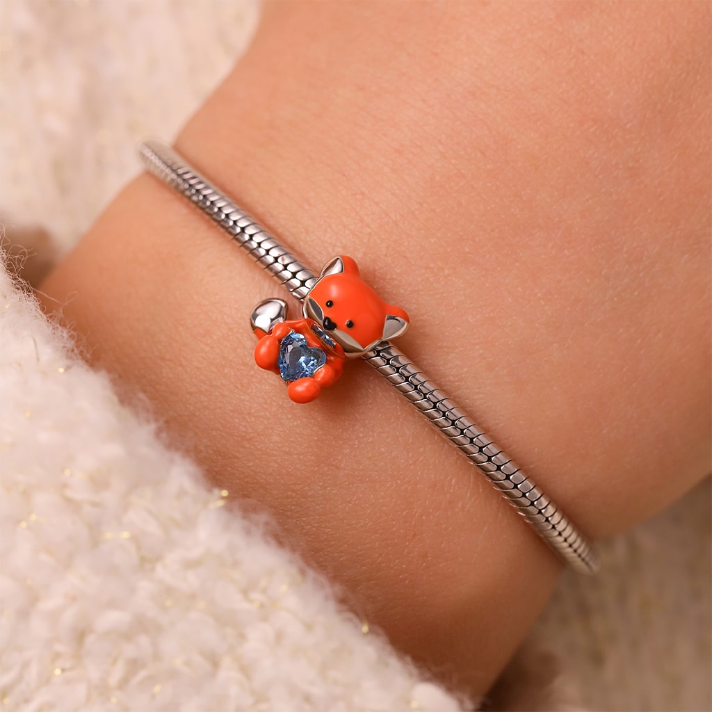 Gnoce Smudge Fox Embraces Love Charm_7