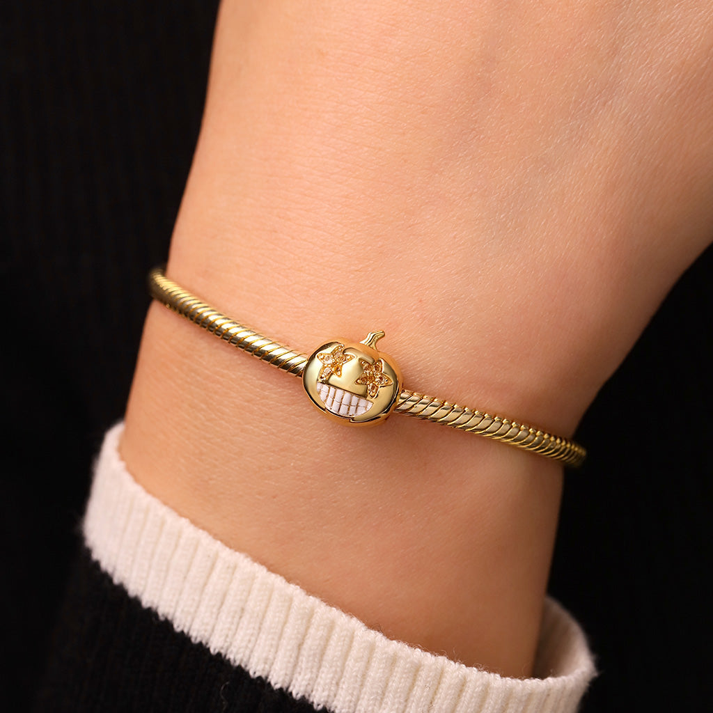 Gnoce Pumpkin Star Eyes Charm_5