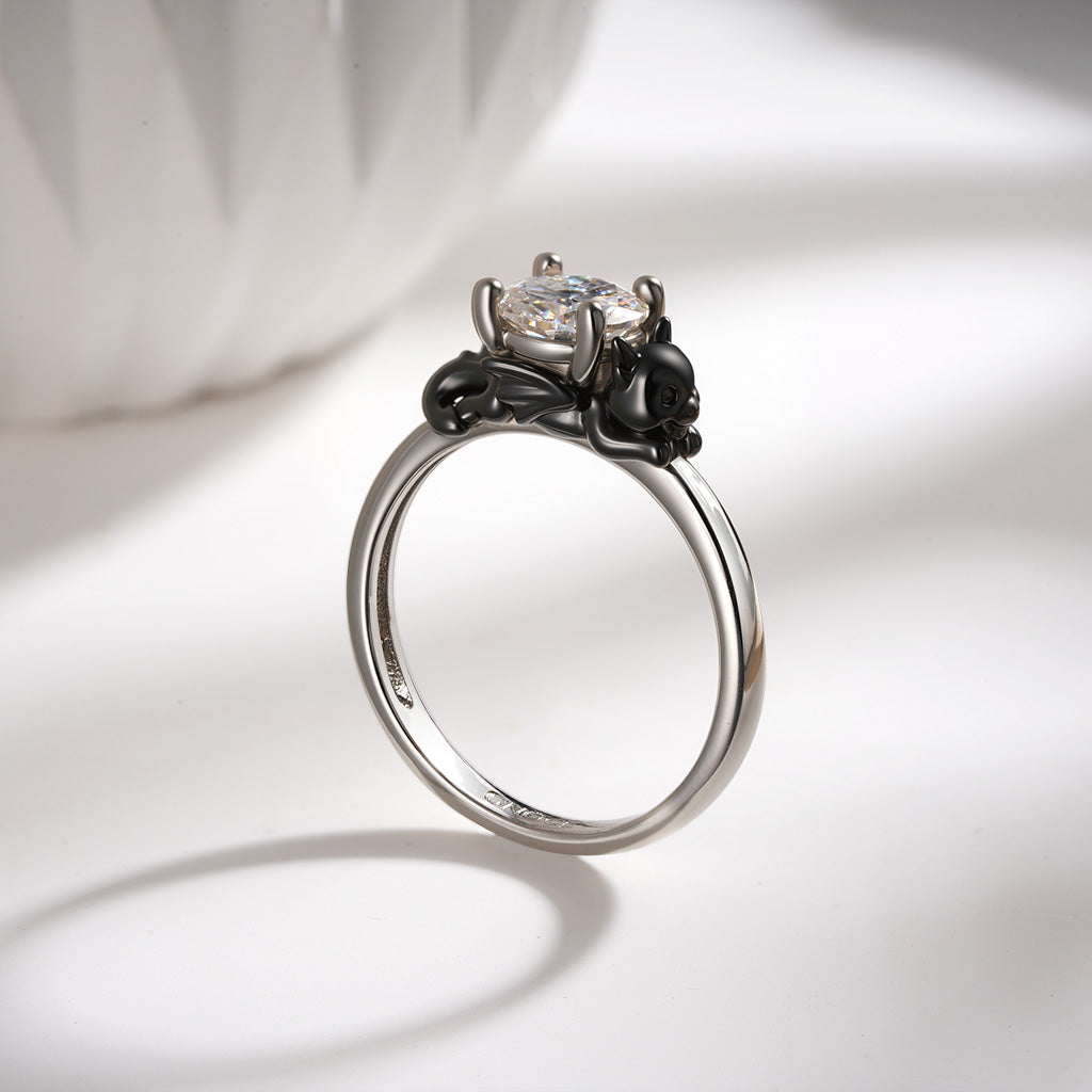 Gnoce Little Black Dragon Embraces Moissanite Round Cut Ring_7