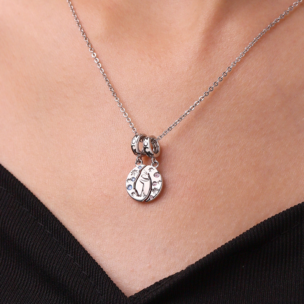 Gnoce Engravable Polar Bear Couple Hugging Double Pendant Dangle Charm_6