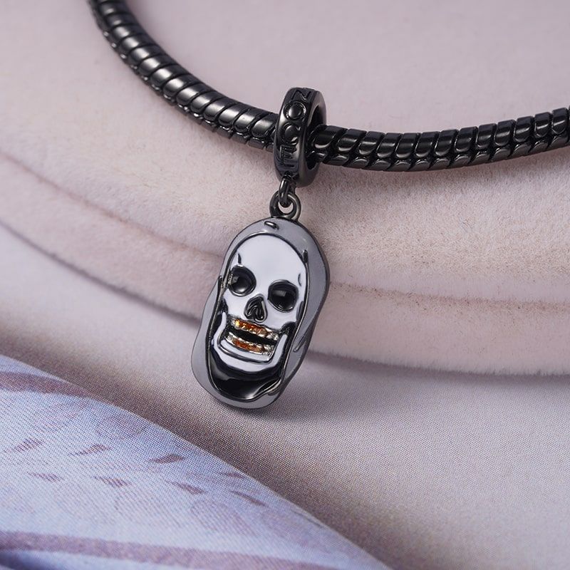 Charm Colgante de calavera Grim