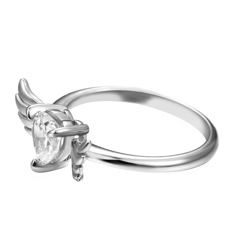 Anillo de alas de corazón