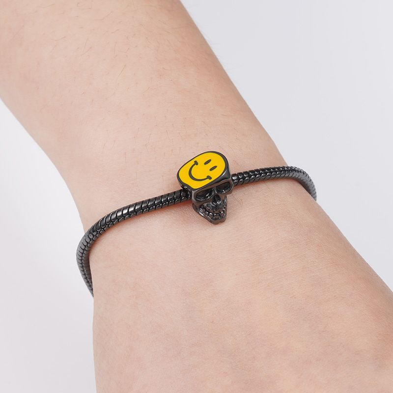 Charm Colgante de calavera sonriente