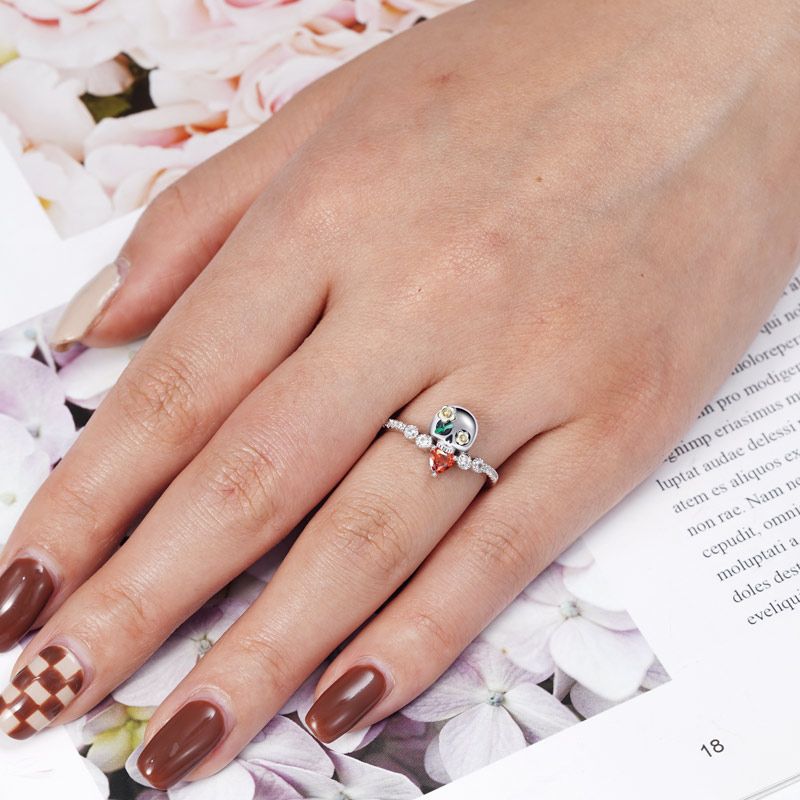 Anillo en V Con Forma de Calavera