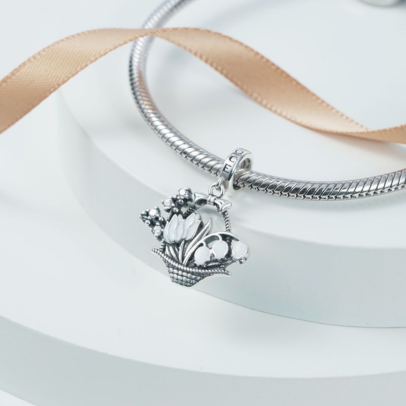 Charm Colgante Cesta de Flores