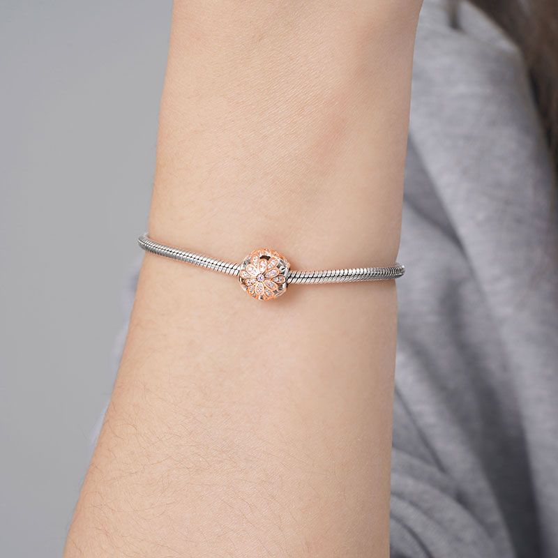Charm Colgante Flor de Estambre