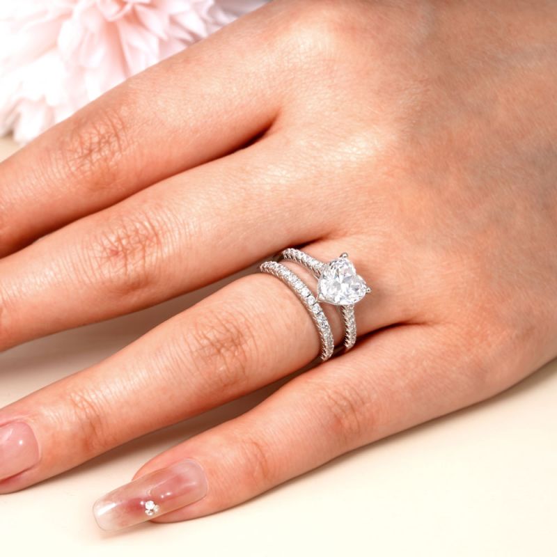 Anillo Corazón Transparente