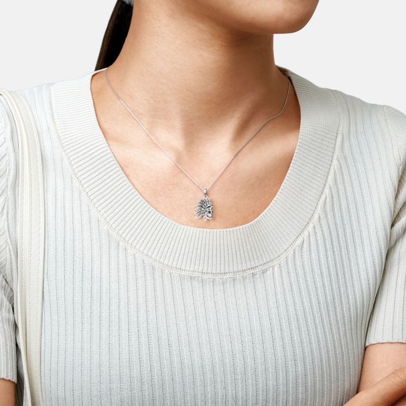 Collar Calavera India