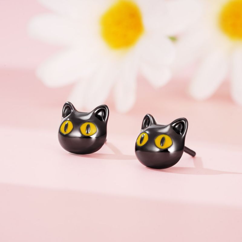 Pendientes de Gato Negro