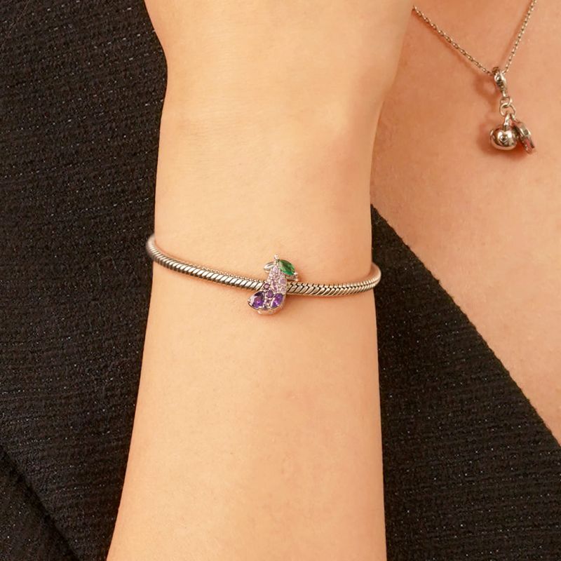Charm Berenjena Morada