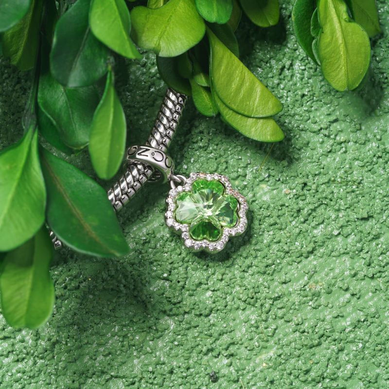Colgante Trébol de Cuatro Hojas Verde
