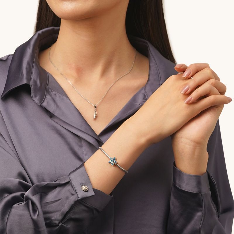 Charm Estrella Mecánica