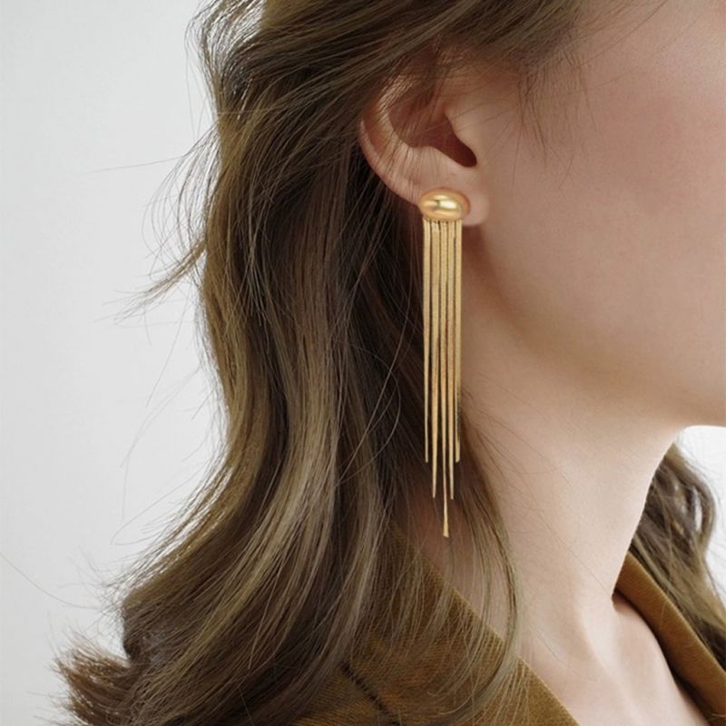 Clips de Oreja Largos de Metal con Borla