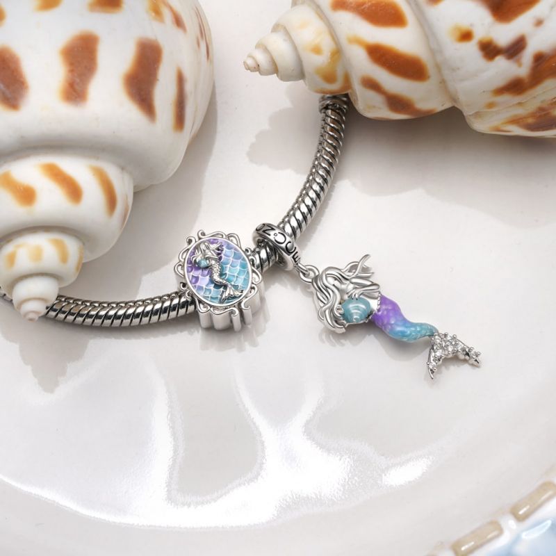 Charm Sirenita