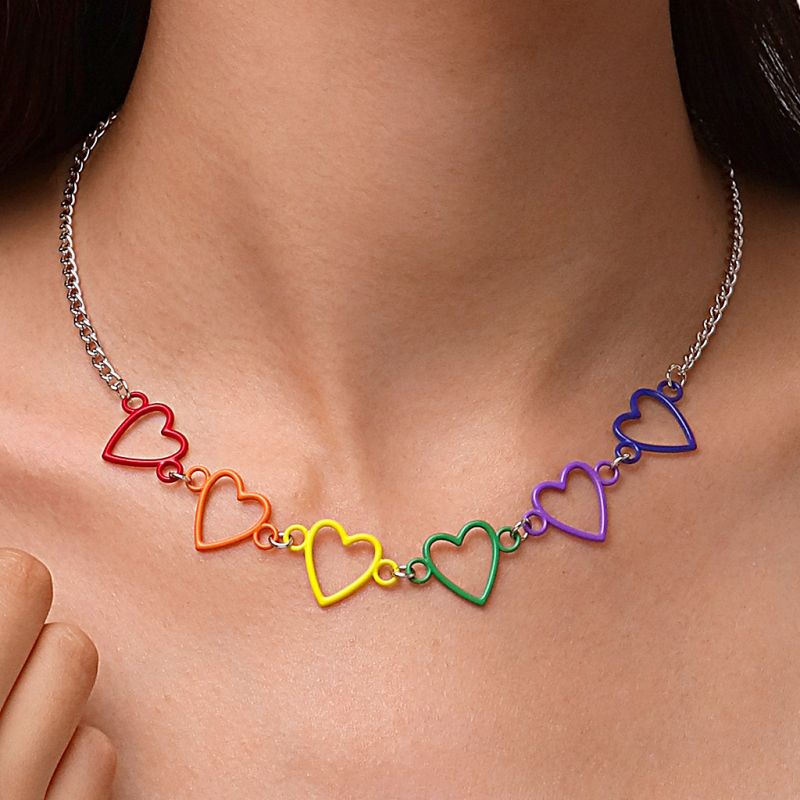 Collar Cadena de Eslabones de Corazón de Colores