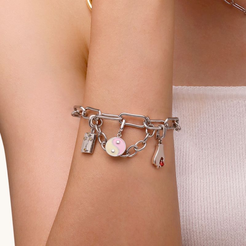 Colgante Hebilla Gesto de Amor Clasp Clusters