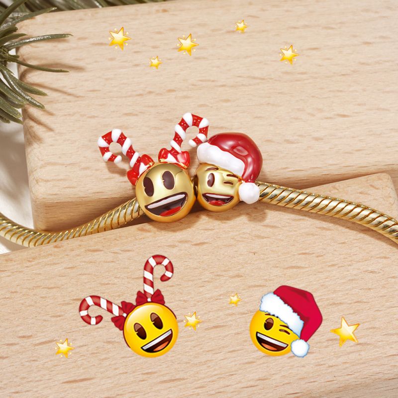 Charm Cara Sonriente Gorro de Papá Noel