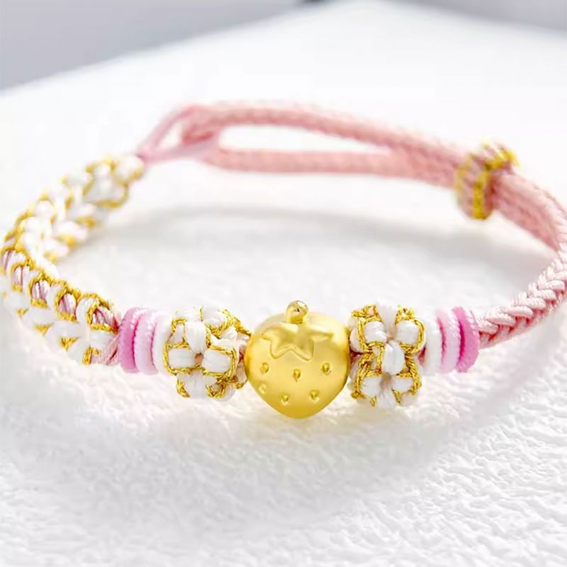 Charm Fresita de Oro