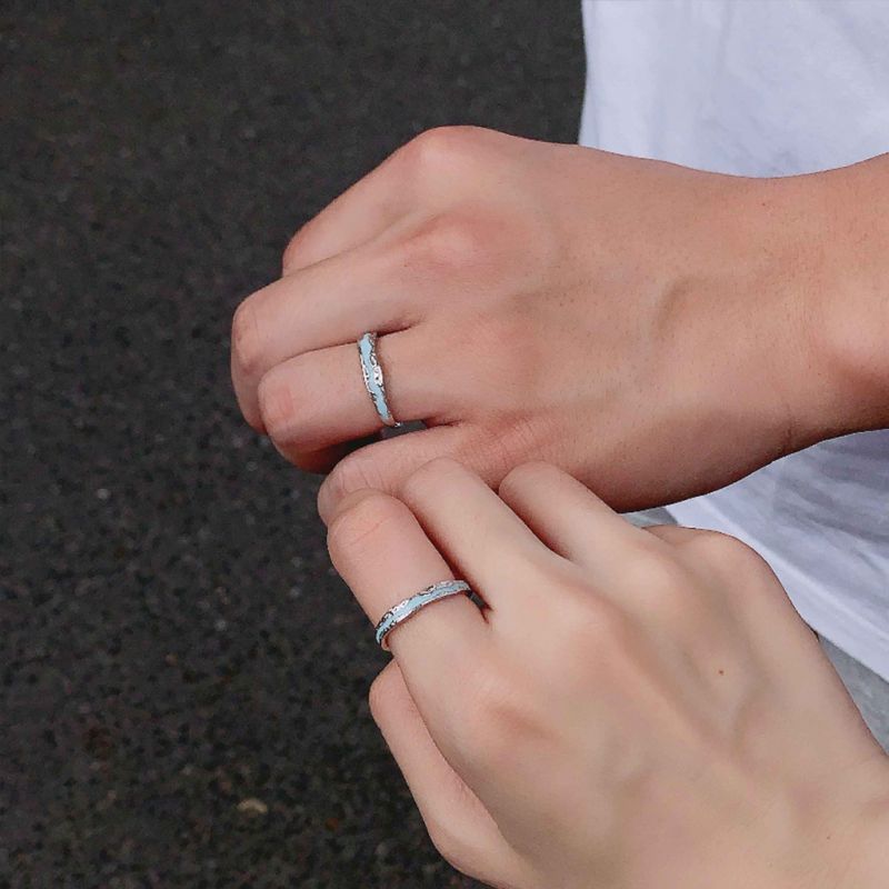 ‘A Años Luz de Distancia’ Anillos de Pareja Ajustables
