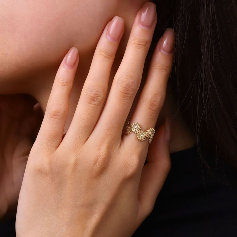 Anillo de Oro con Costura Textura