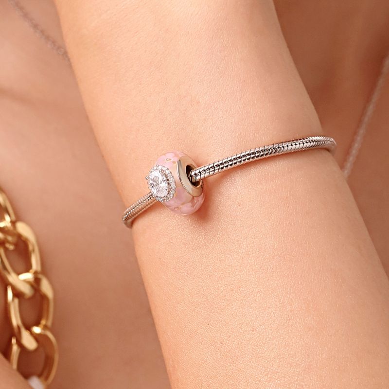 Charm de cristal Sakura romántico
