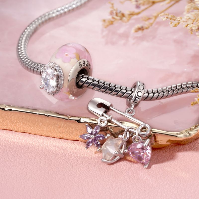 Charm de cristal Sakura romántico