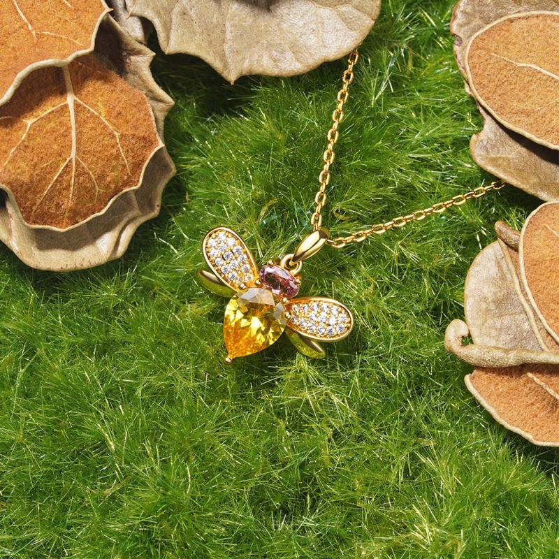 Collar de Abeja bañado en Oro de 18K