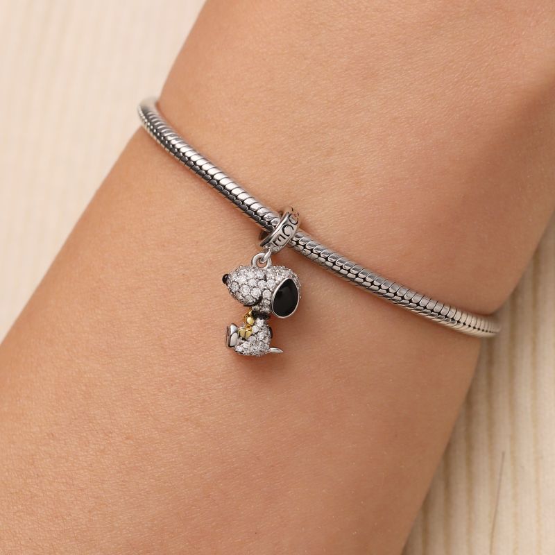 Snoopy Colgante de Diamantes