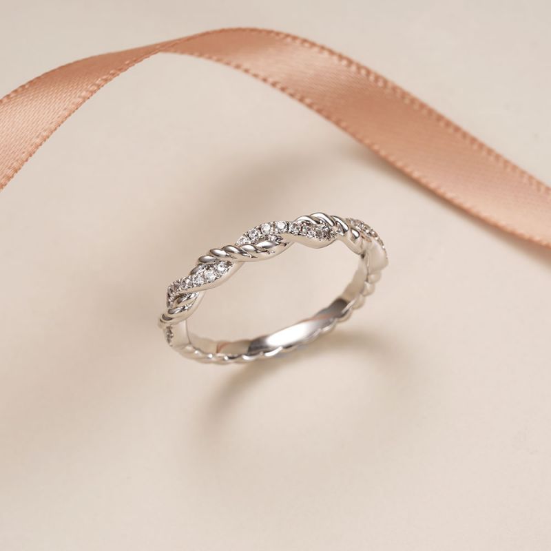 Anillo Trenzado Infinito