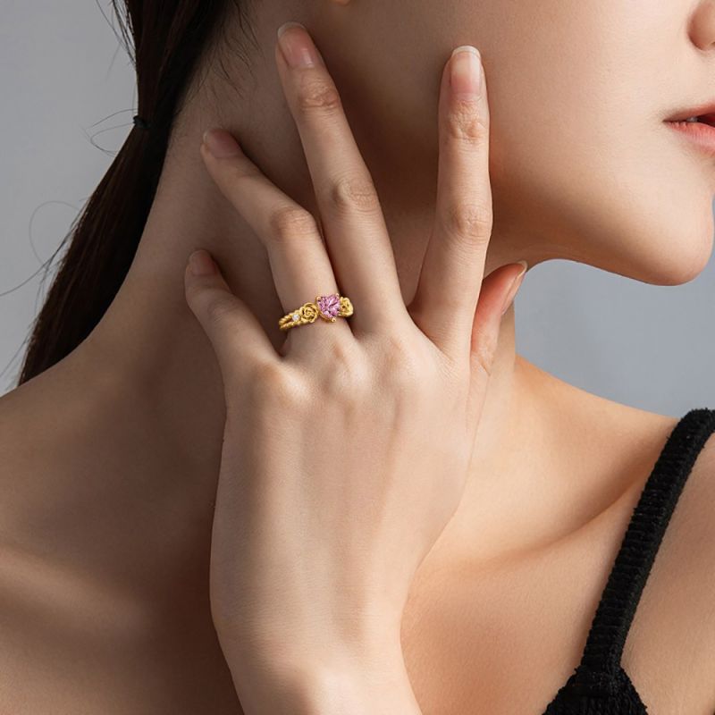 Anillo de Compromiso Corazón Rosa Flor