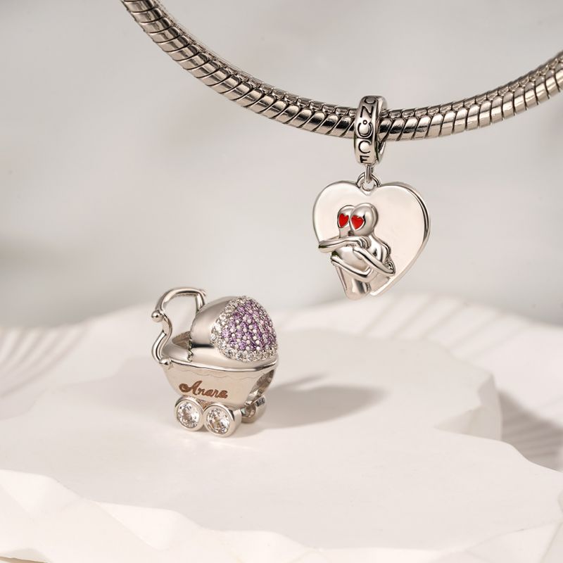 Colgante de Corazón Abrazando amor Propio