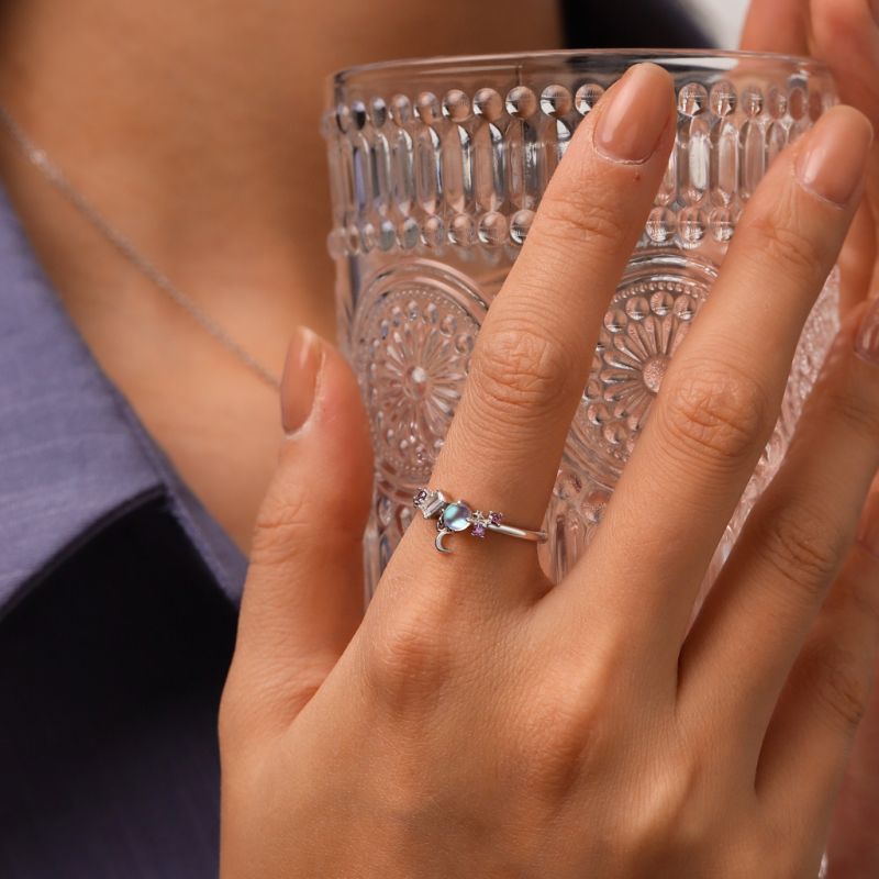 Anillo de Luna de Piedra de Luna