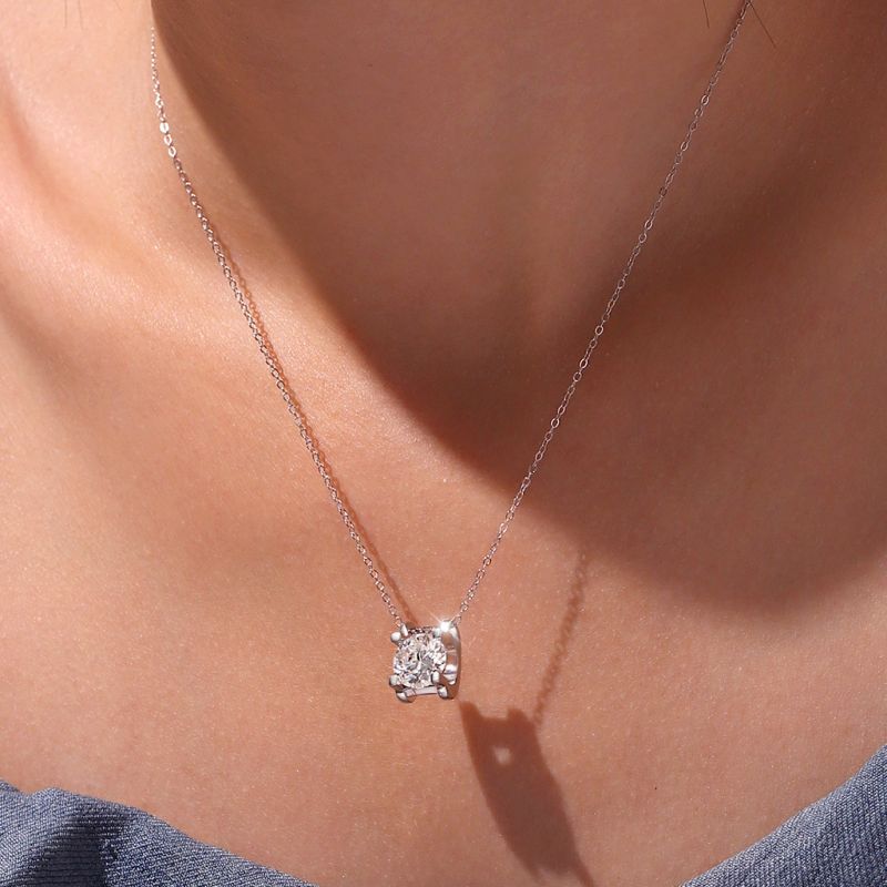 Collar de Moissanita Solitaire de 3CT Brillante