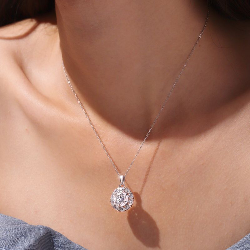 Collar de Girasol de Moissanite de 5 Ct Brillante