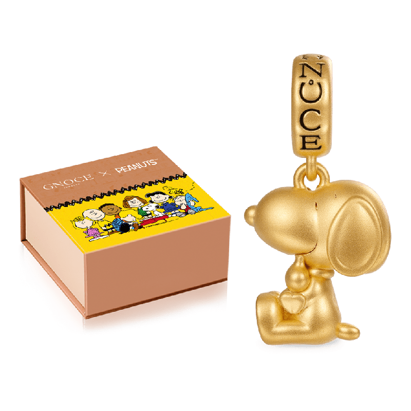 Colgante de Snoopy Abrazando a Woodstock de Oro de 18k