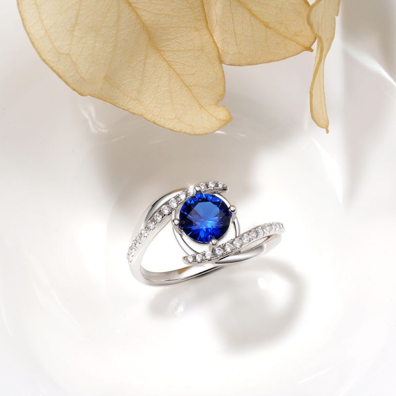Anillo de Piedra de Nacimiento de Zircón Azul Vintage