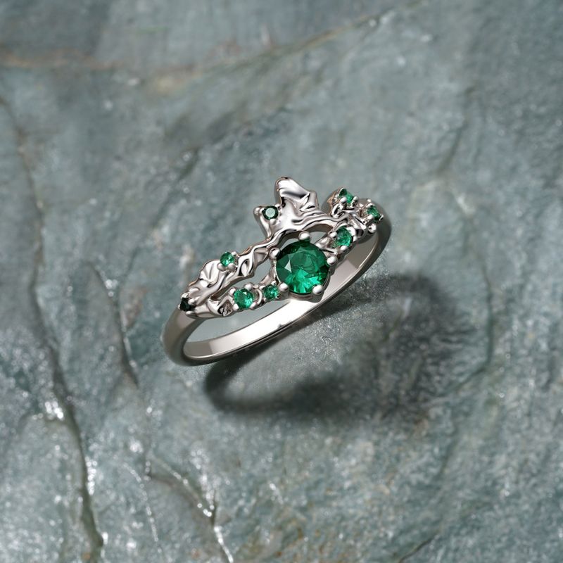 Anillo De Diamante Verde Musgo Elegante