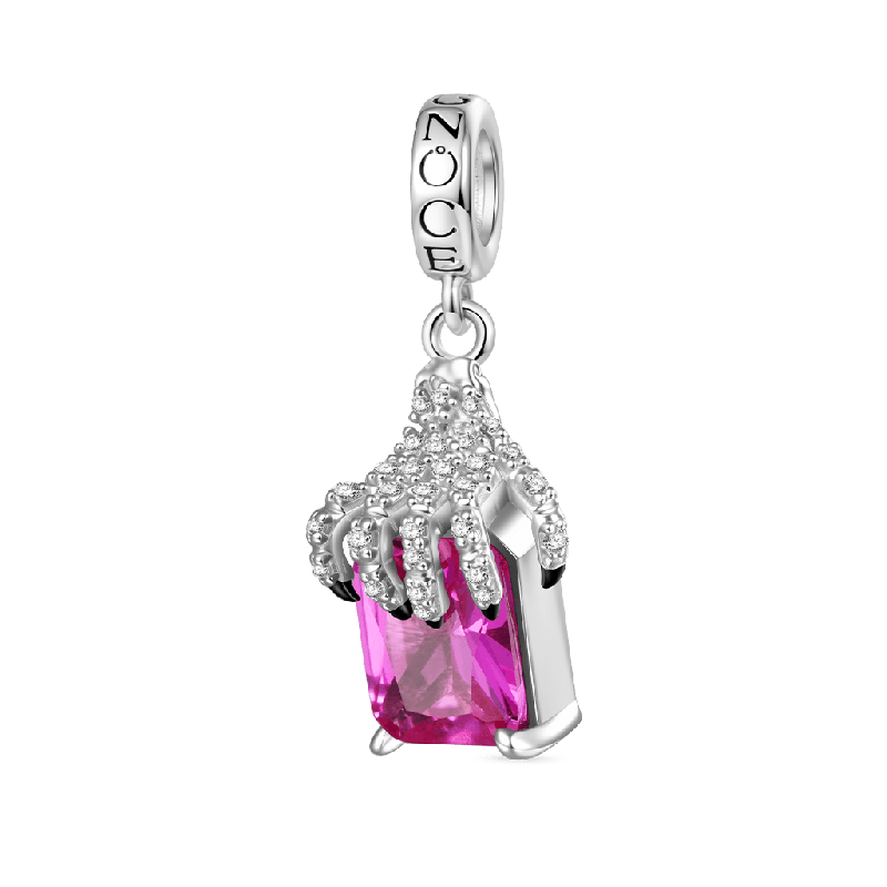Colgante de Hueso de Mano Esquelética