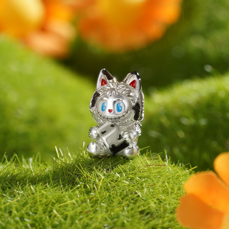 Charm Pequeño Monstruo