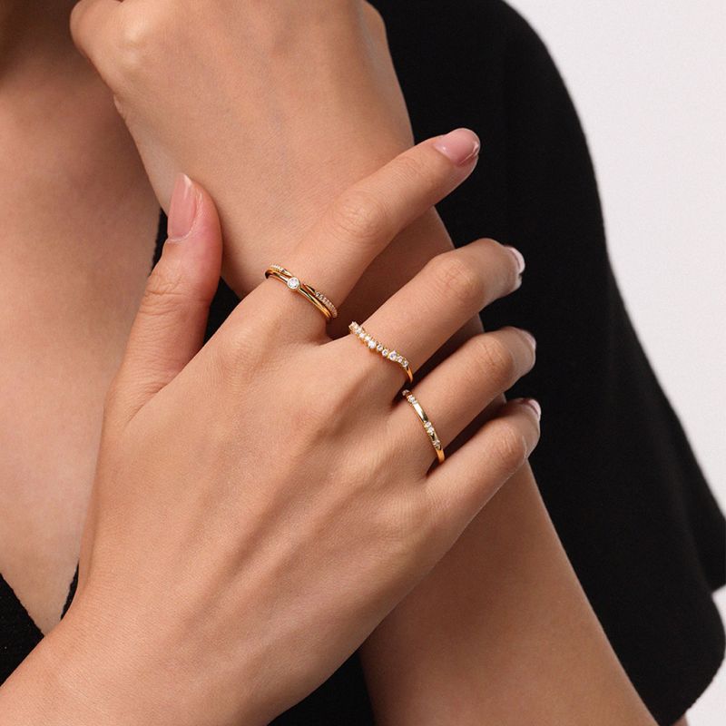 Anillo con Piedras en Oro Macizo 14K/10K