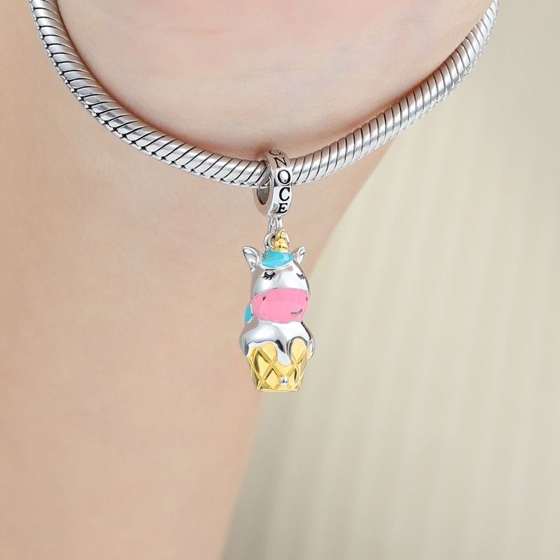 Colgante Unicornio Helado
